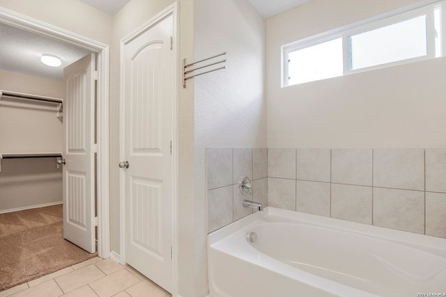 2602 Indian Frst, San Antonio, TX 78244