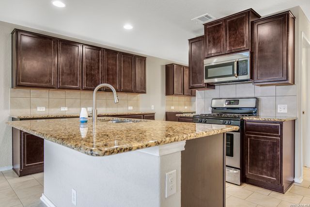 2602 Indian Frst, San Antonio, TX 78244