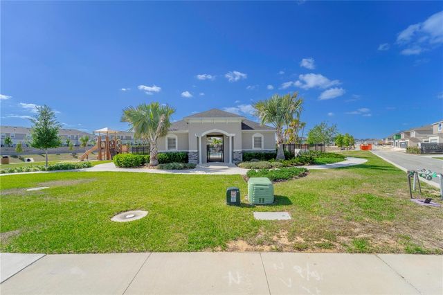 820 OVERPOOL AVENUE, Davenport, FL 33896