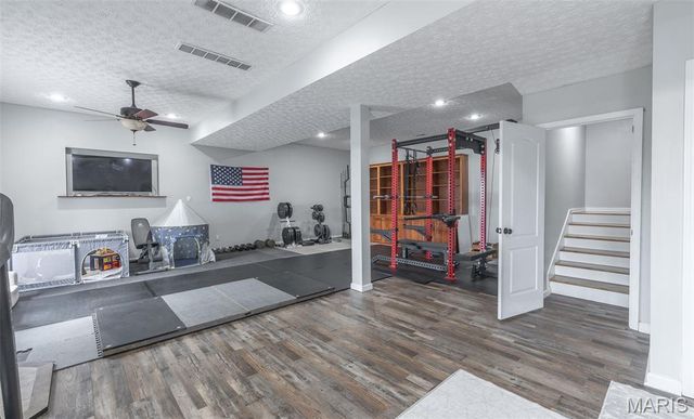 20250 Hyatt Lane, St Robert, MO 65584