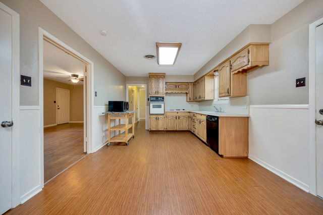 7620 Brooks Avenue, Richland Hills, TX 76118