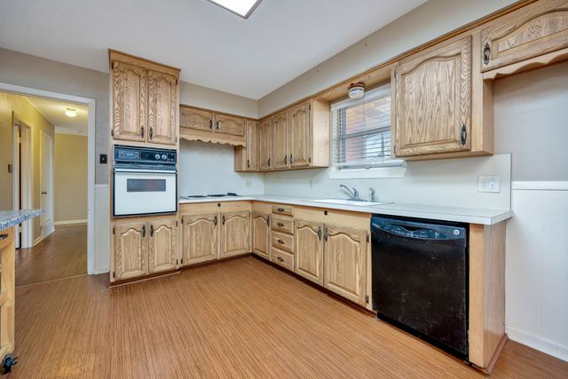 7620 Brooks Avenue, Richland Hills, TX 76118