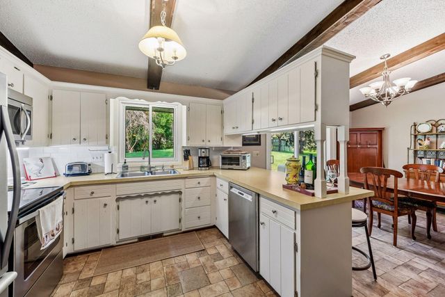 163 Upper Lea Lane, Long Lake, MN 55356
