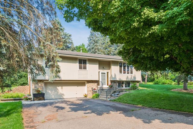 163 Upper Lea Lane, Long Lake, MN 55356
