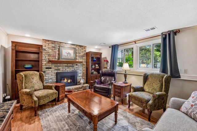 163 Upper Lea Lane, Long Lake, MN 55356