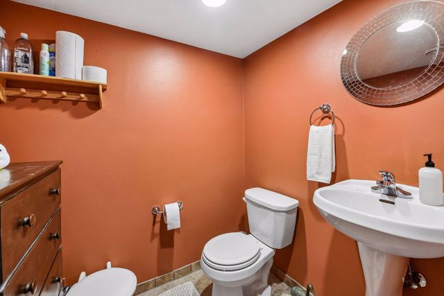 163 Upper Lea Lane, Long Lake, MN 55356