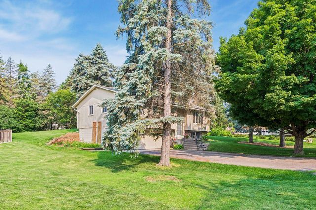 163 Upper Lea Lane, Long Lake, MN 55356