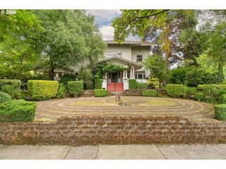 2116 Ne 18TH Ave, Portland, OR 97212