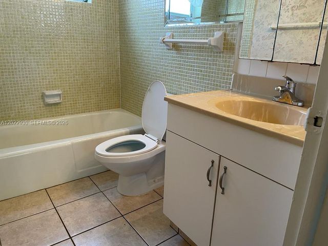 1420 Atlantic Shores Blvd 236, Hallandale Beach, FL 33009