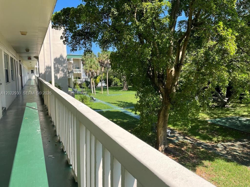 1420 Atlantic Shores Blvd 236, Hallandale Beach, FL 33009