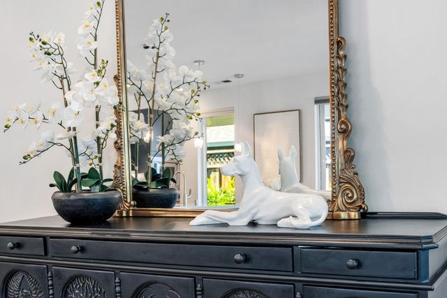 16 Hillview Avenue, Redwood City, CA 94062