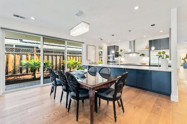 16 Hillview Avenue, Redwood City, CA 94062