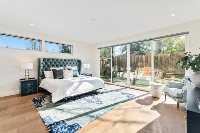 16 Hillview Avenue, Redwood City, CA 94062