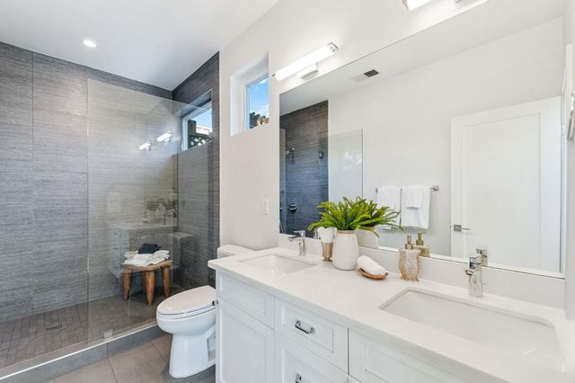 16 Hillview Avenue, Redwood City, CA 94062