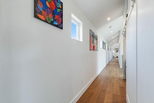 16 Hillview Avenue, Redwood City, CA 94062