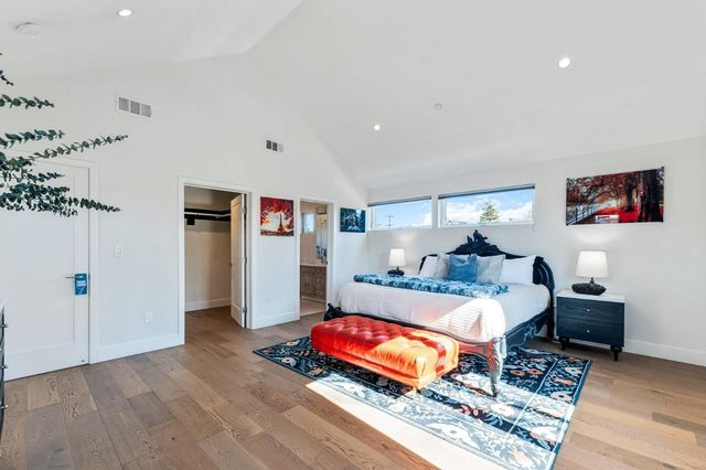 16 Hillview Avenue, Redwood City, CA 94062