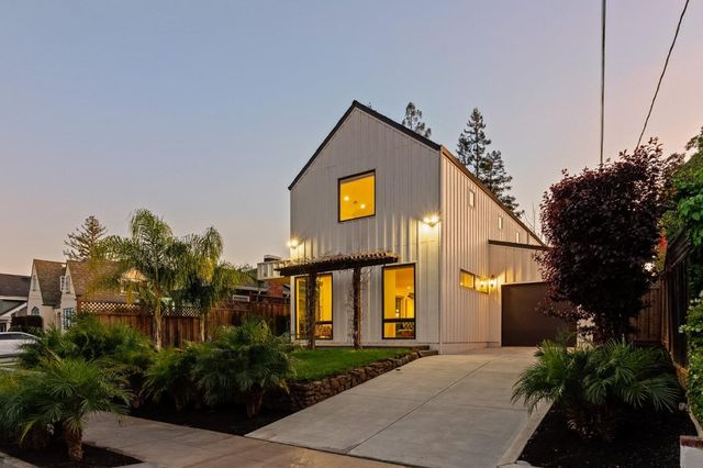 16 Hillview Avenue, Redwood City, CA 94062