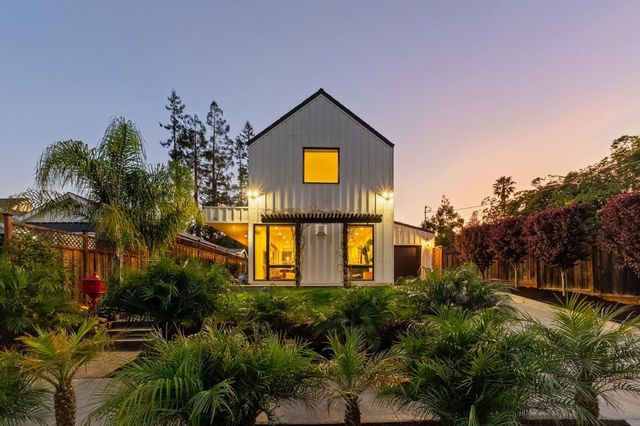 16 Hillview Avenue, Redwood City, CA 94062