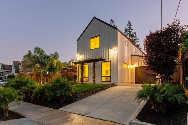 16 Hillview Avenue, Redwood City, CA 94062