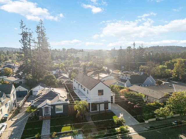 16 Hillview Avenue, Redwood City, CA 94062