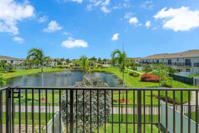 805 SE 18th St 805, Homestead, FL 33034