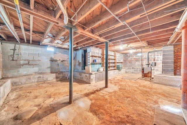 N 36 Bruffey ST, Salem, VA 24153