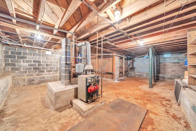 N 36 Bruffey ST, Salem, VA 24153