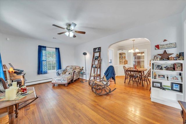 N 36 Bruffey ST, Salem, VA 24153