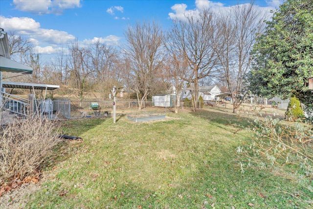 N 36 Bruffey ST, Salem, VA 24153