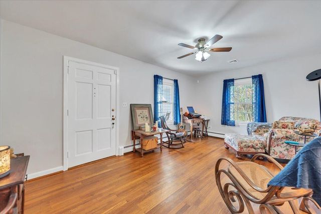 N 36 Bruffey ST, Salem, VA 24153