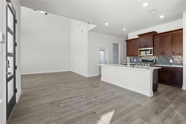 725 Oakridge Trail, Richardson, TX 75080