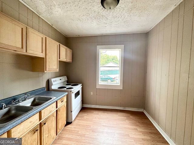 830-840 Bedingfield Avenue, Macon, GA 31206