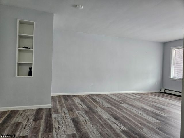 605 Grove St F8, Clifton City, NJ 07013