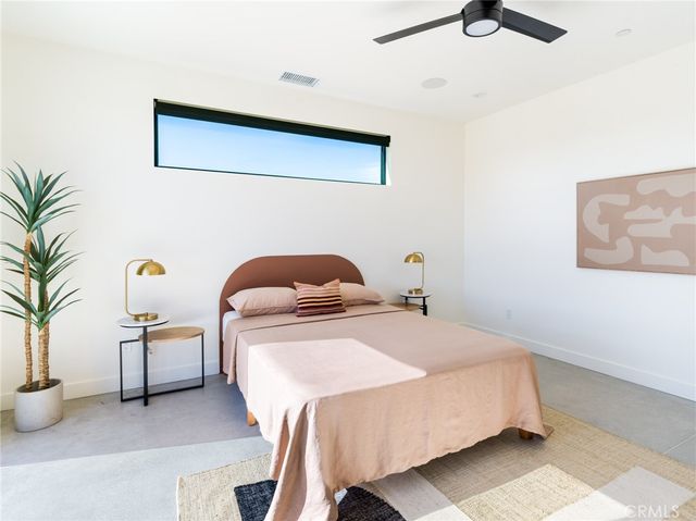 621 N Sage Avenue, Yucca Valley, CA 92284