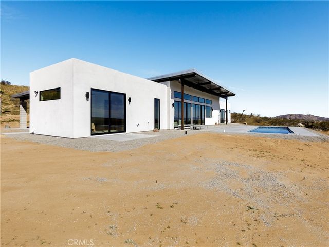 621 N Sage Avenue, Yucca Valley, CA 92284
