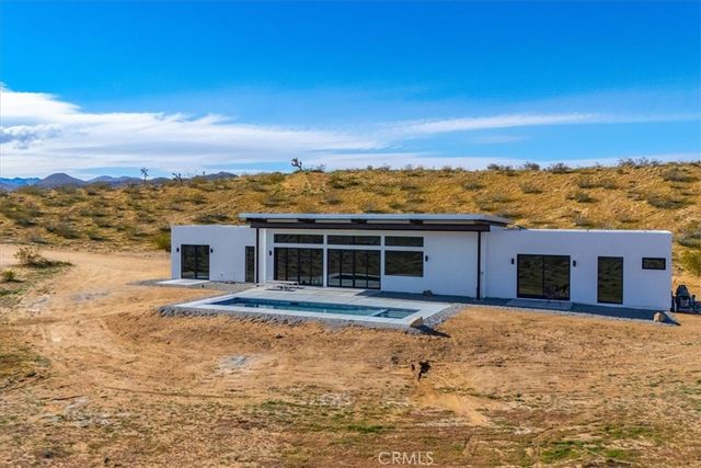 621 N Sage Avenue, Yucca Valley, CA 92284