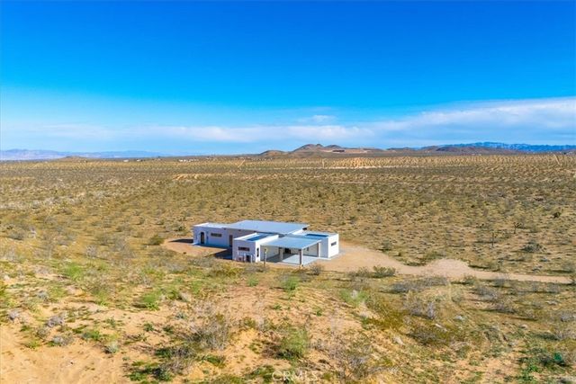 621 N Sage Avenue, Yucca Valley, CA 92284