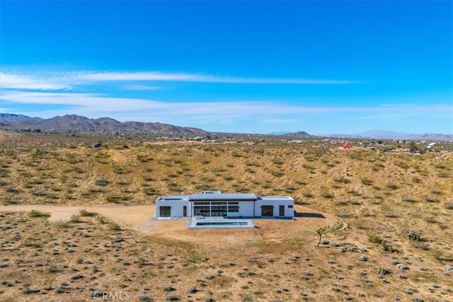 621 N Sage Avenue, Yucca Valley, CA 92284