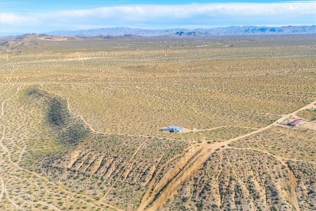 621 N Sage Avenue, Yucca Valley, CA 92284