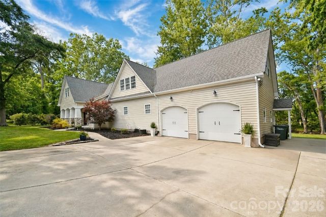 4484 Ranchway Drive SW, Concord, NC 28027
