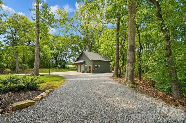4484 Ranchway Drive SW, Concord, NC 28027