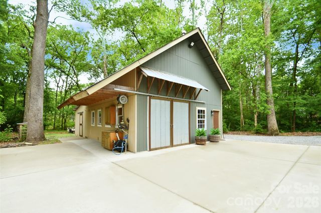 4484 Ranchway Drive SW, Concord, NC 28027