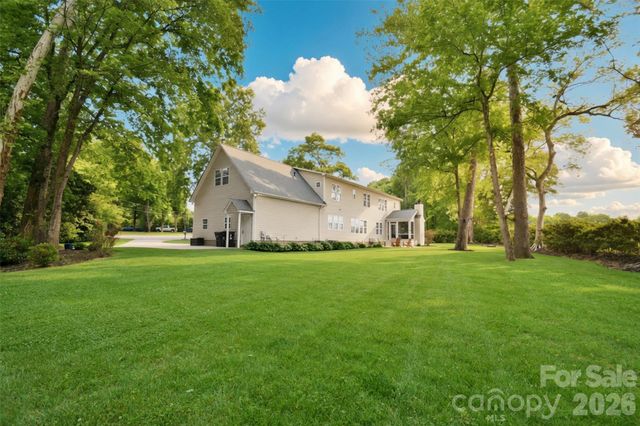 4484 Ranchway Drive SW, Concord, NC 28027