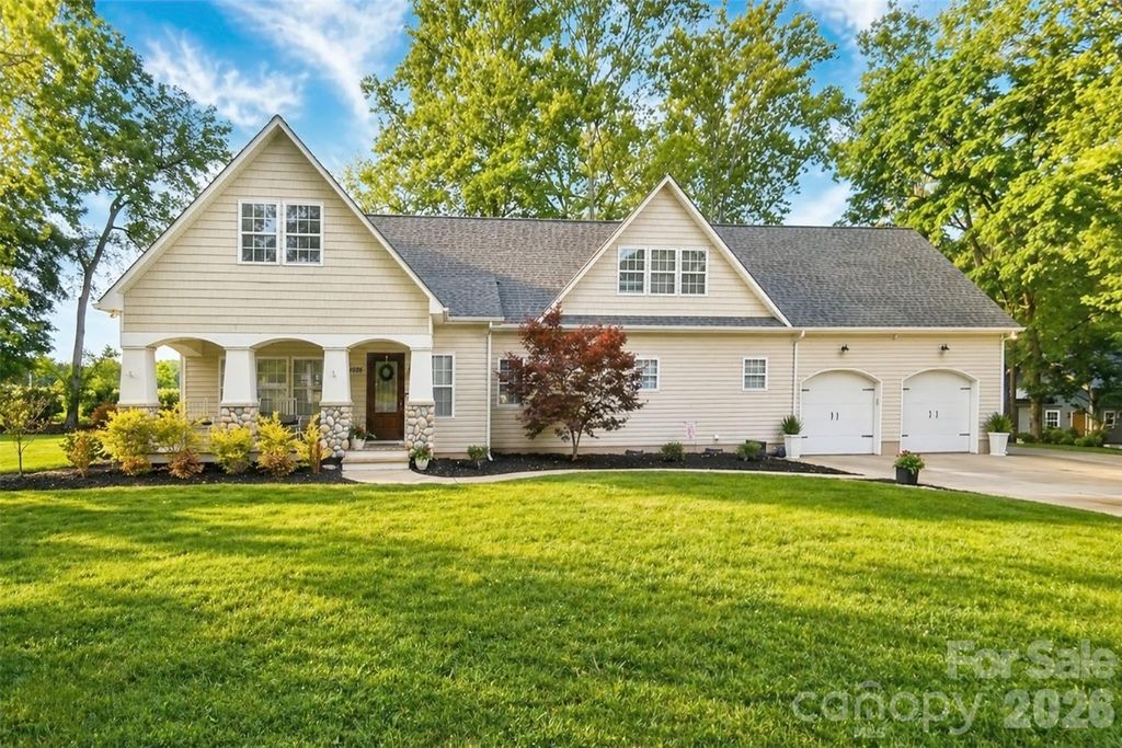 4484 Ranchway Drive SW, Concord, NC 28027