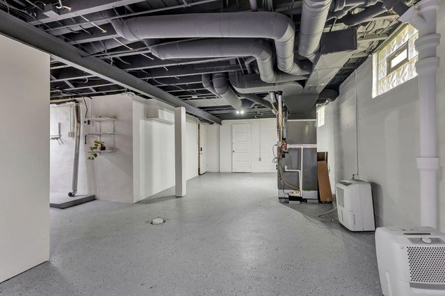 1627 E Henry Clay Avenue, Covington, KY 41011