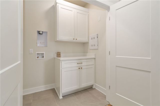 2084 N Dutton Place, Fayetteville, AR 72703