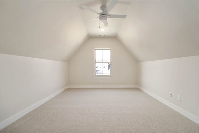 2084 N Dutton Place, Fayetteville, AR 72703