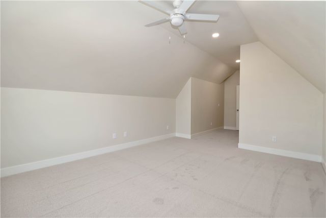 2084 N Dutton Place, Fayetteville, AR 72703