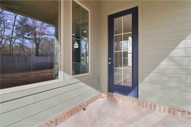 2084 N Dutton Place, Fayetteville, AR 72703