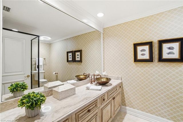 4301 Gulf Shore BLVD N # 1801, Naples, FL 34103